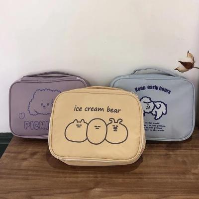 China Cute Travel Cosmetic Large Capacity Portable Toiletry Bag Girl Storage Student Bag Fashion Bear Cosmetic Bag for sale