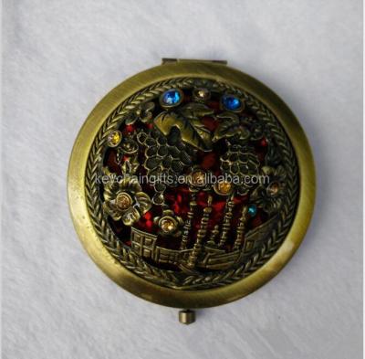 China Pocket Mirror Vintage Style Flower Pattern Rhinestone Detailing Make Up Mirror for sale