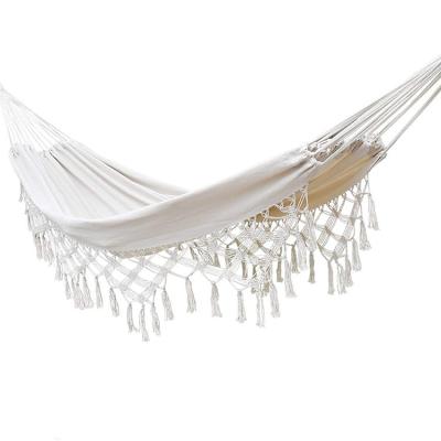 China 200*150CM Modern High Quality White Portable Rope Tree Arming Lightweight Camping Fringe Hammock for sale