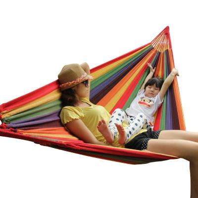 China Beautiful Modern Red Rainbow Striped Beach 200*80 cm Knit Swings Tie Up Single Rainbow Kids Thick Canvas Hammock for sale