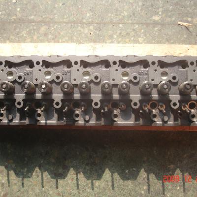 China 6BD1 CASTING IRON CYLINDER HEAD for sale