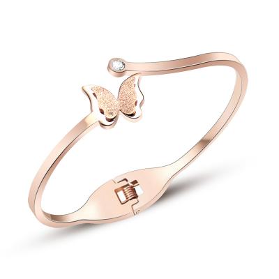 China New Gold Plated Fashion Jewelry Women Elegant Fashion Design Steel Butterfly Bracelet for sale