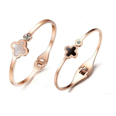 China Wholesale Fashion Jewelry Rose Gold Color Leaf Clover Soft Bangle Bracelet For Women for sale