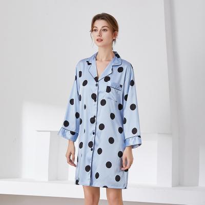 China Polka Dot Woman Silk Sleeping Dress Breathable Elegant Satin Nightgowns For Women Te koop