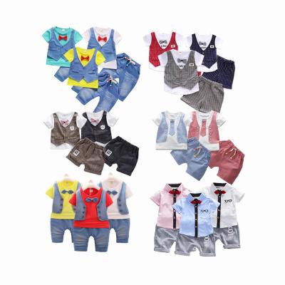 China Fashion\baby boy comfortable\durable clothes 2022 Bajuanak wholesale baby boy summer 2 years short sleeve pants suit casual and comfortable 2 pieces suit for sale