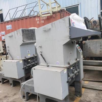 China 20HP Factory Used Plastic Crusher Second Hand Automatic Crusher For Injection Molding Machine for sale