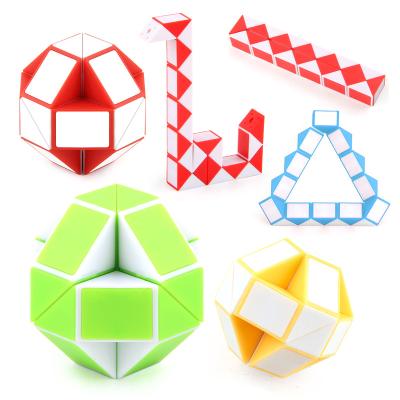 China Mini Magic Snake Magic Cube wiggle person cube wiggle Educational Toy 3D puzzle toy for sale