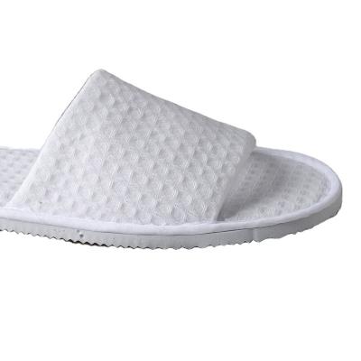 China Exquisite Disposable Hotel Amenities 2023 Good Quality Waffle Spa Disposable Slippers for sale