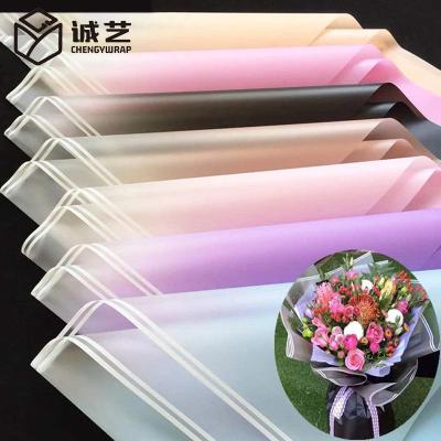 China Korean Best Selling Waterproof Gradient Color Gifts Wraps Bouquet Paper Waterproof Colorful Flower Wrapping Paper for sale