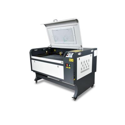 China Good Quality 6090 PVC Laser Engraving Machine Aluminum Water Cooled Perfume Bottles Laser Engraving Machine for sale