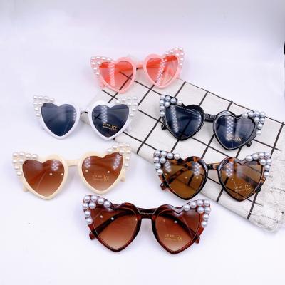 China BLW08 Kids Sun Glasses Custom Heart Shape Pearl Frame Sunglasses Cute Cute Girls Shape Lovely Sun Glasses Loving Heart Shades Kids Sunglasses for sale