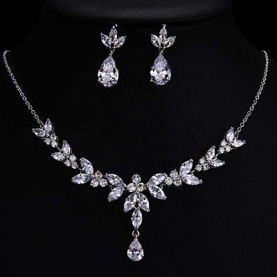 China 2022 TRENDY New Fashion Necklace Earring Bridal Jewelry Sets Diamond Wedding Jewelry Set Leaf Zircon Tear Drop for Women Girls for sale