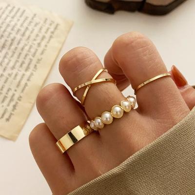 China Retro Casual/Sporty Creative Baroque Inlaid Ring Set Female Elegant Ring Women Vintage Gold Silver Color Pearl Rings 4pcs/set for sale