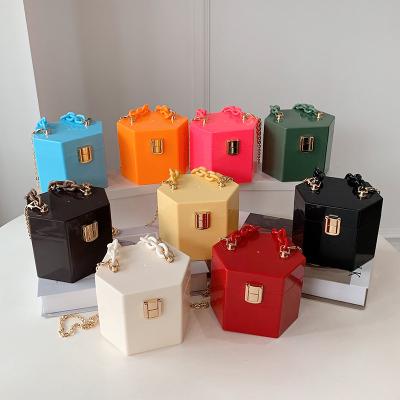 China Box Bags Custom Women Chain Bags Clear Square Purse Storage Box Clutch Evening Bag Women Acrylic Handbags for sale