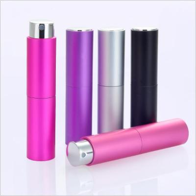 China Recycable 8ml Twist Up Perfume Atomizer / Aluminum Round Spray Bottle for sale