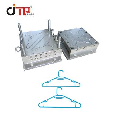 China 2020 JTP factory good quality low price household products pp plastic hanger plastic direct injection mold 3D or 2 2D cavities for sale