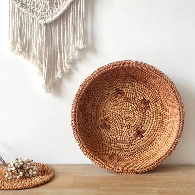 China Viable Wholesale Rattan Manufacturer Woven Handcraft Wicker Handmade Chinese Food Storage Basket Serving Tray for sale