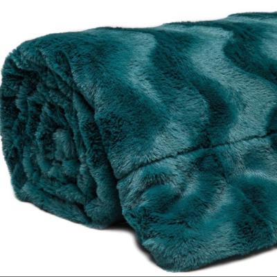 China Disposable High Quality Queen Size Waiver Pattern Brushed PV Fleece With Sherpa Blanket for sale