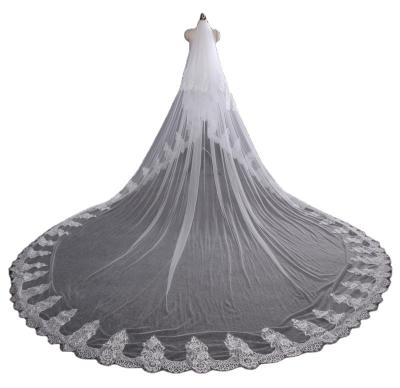 China Factory Price High Standard Cathedral Wedding Eco-friendly Soft Extra Wide Lace Edge Lace Broom Bridal Veil for sale