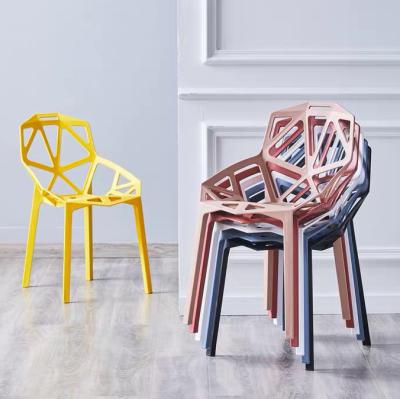 China Modern Modern Dining Furniture Leisure PP Plastic Chair Stacking Dining Chair Wholesale Cheap Price for sale