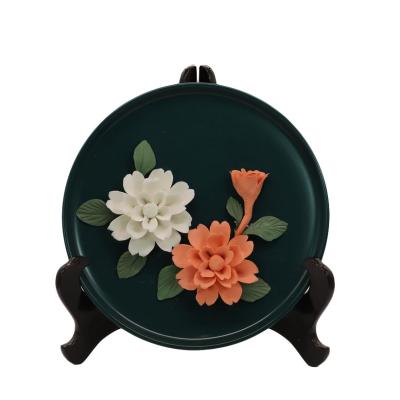 China Flower Pattern Disposable Premium Porcelain Wall Hanging Round Plate Nordic Plates Dish Ceramic for sale