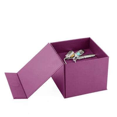 China Full Handmade Free Design Magnetic Folded Case Storage Luxury Gift Box For Strap Wallet Bow Tie Belt Set for sale