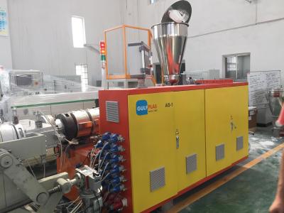 中国 50mm~250mm  Highly Productive PVC Pipe Production Machine Line With Conical Double Screw Extruder 販売のため