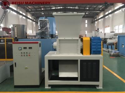 Chine Puissance concasseuse forte de moteur de la capacité 45KW de l'axe BS-600 de machine en plastique simple de défibreur à vendre