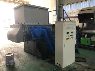 China A máquina plástica da retalhadora do único eixo BS-800 para o HDPE conduz o material de desperdício duro à venda