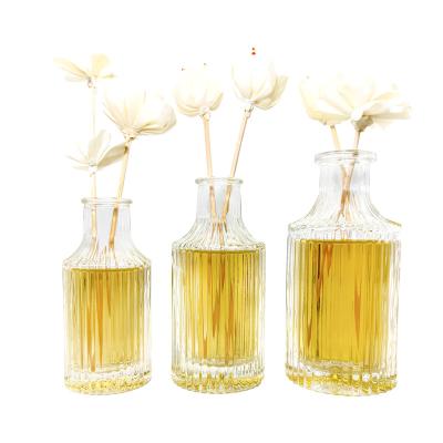 China Gift & Craft Wholesale Custom 100ml 150ml 250ml Luxury Round Vertical Strip Perfume Fragrance Reed Glass Diffuser Bottle for sale