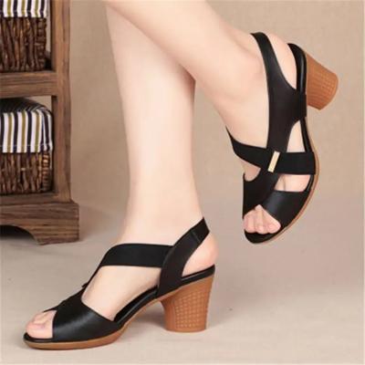 China Light Weight 2023 summer elegant chunky sandals fish mouth integrated thick heels high heels women's sandals non-slip lightweight sandals for sale