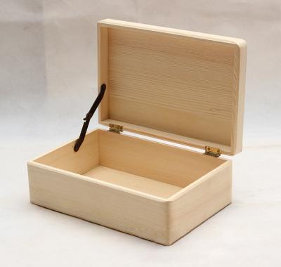 China Handmade Wooden Keepsake Memory Gift Storage Box With Hinged Lid for sale