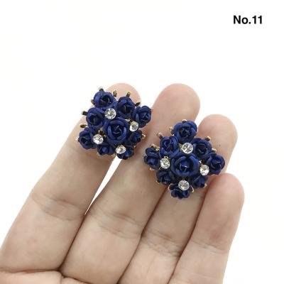 China Viable 20mm Flower Crystals Button Sew On Rhinestone Flower Buttons Flat Back For Clothes Dress Bags Hats Shoes for sale