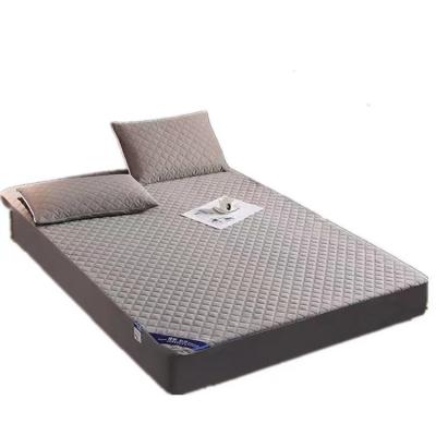 China Twill Mattress Cover King Customized All-inclusive Waterproof Air Permeable Quilted Bed Cushion Protector Cover for sale