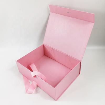 China Chinese Year Valentine Chocolate Gift Set New Handmade Rose Small Foldable Empty Cardboard Logo Boxes With Ribbon For Clothes Wholesale for sale