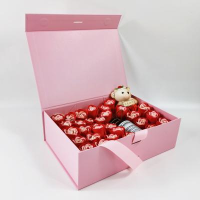 China Luxury Sweet Pink Disposable Custom Printing Chocolate Wedding Wrapping Chocolate Candy Treat Boxes Supplies for sale