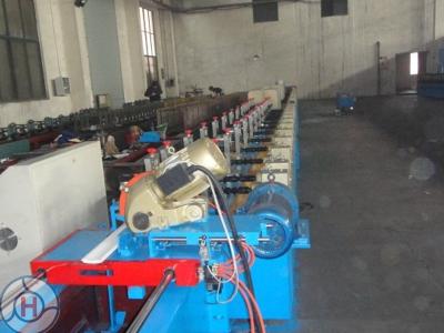 China Color Coated Galvanized Steel Shutter Door Roll Forming Equipment Double - Layer PU Te koop