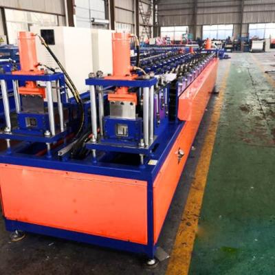 Cina 2 in una macchina U C Stud Track Furring Channel Omega Profile Double Row Light Steel Keel Roll Forming Machine in vendita