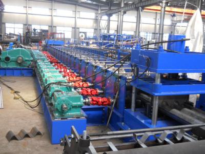 China Blauw 5m - 20m/Min Broodje die van de Snelheidsvangrail Machine met 15 Posten vormen Te koop