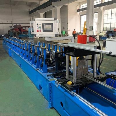 Cina Taglio idraulico della macchina di 7.5KW 8-9m/Min Strut Channel Roll Forming in vendita