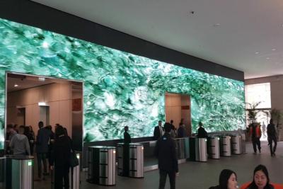 China Escala gris de la pantalla LED SMD 1010 fijos de la echada del pixel de la instalación pequeños alta sin oscilar en venta