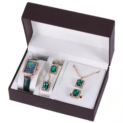 China Mens Gift Set Good Price Mother's Day Gift Set Watch+Necklace+Rings+Earrings Gift Set For Woman for sale