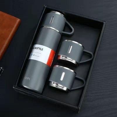 China Hot sale business gift box set water bottle thermos with 2 vacuum flask bottle thermos stainless steel cups set for business gift for sale