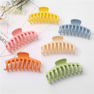 China Fashion hair accessories factory supply 11cm non-slip girl claw hairpin fashion direct hairpin acrylic plastic color large for sale