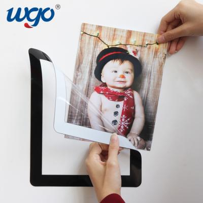 China No Drilling No Damage Walls Innovative A4 No Drilling Plastic Restickable PVC Fridge Magnet Acrylic Picture Photo Frame for sale