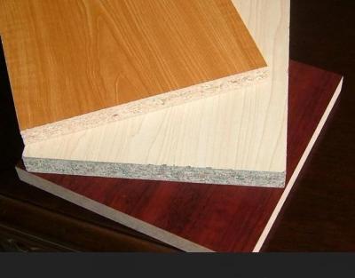 China Flakeboards Particleboard Modern Mahogany Chipboard 16mm 18mm for sale