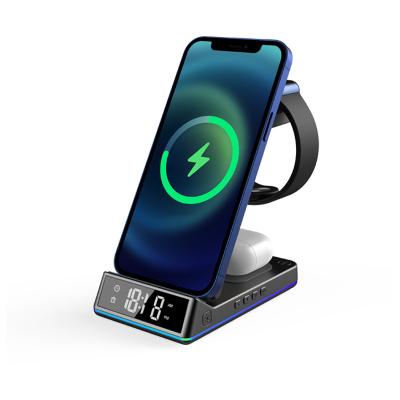 China New Detachable Design Release Time Display 5 in 1 Popular Multifunctional Wireless Charger Station Phone Charger Radio Charging for sale