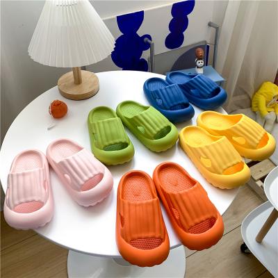 China New Waterproof Slip On Jelly Toddler House Sneaker Baby Kids Slippers Plastic Rubber Sandals For Boy And Girls Shoes for sale