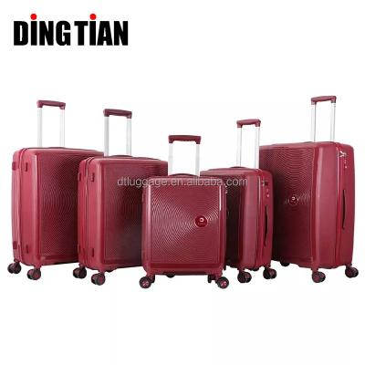 China Best daily price 5 pieces pp luggage sets 20 inch 22 inch 24 inch 26 inch 28 inch suitcase set maletas for sale