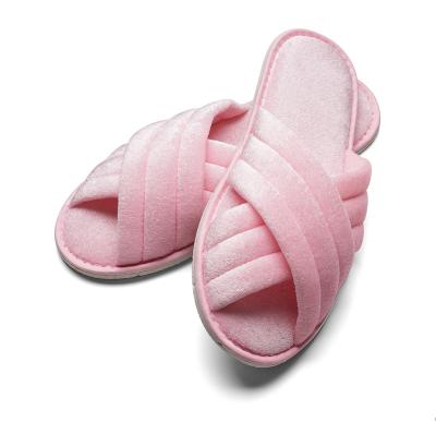 China Disposable fashion trend velvet gold polyester hotel bathroom slippers pink bedroom hotel slippers for sale